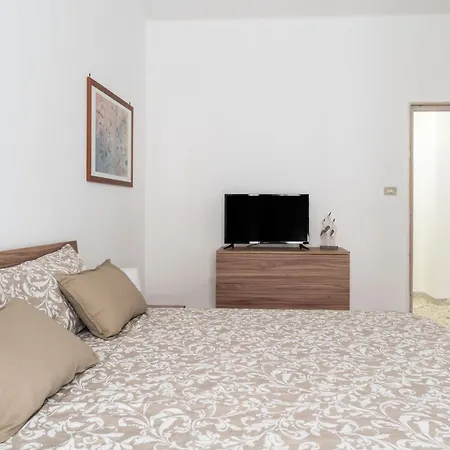 Station Classic By Wonderful Italy