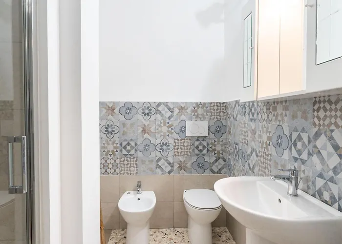 Station Classic By Wonderful Italy * Bari